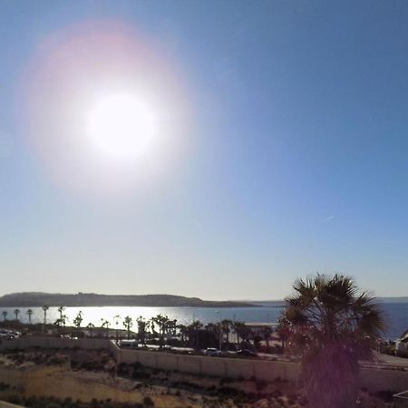 Sunshine Holiday Apartment 5 With Spectacular Seaviews Сент-Полс-Бей Экстерьер фото
