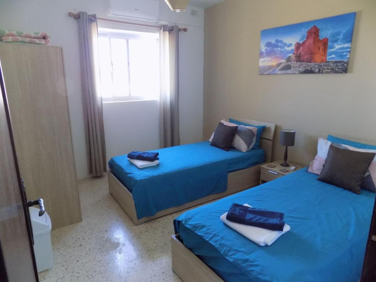 Sunshine Holiday Apartment 5 With Spectacular Seaviews Сент-Полс-Бей Экстерьер фото